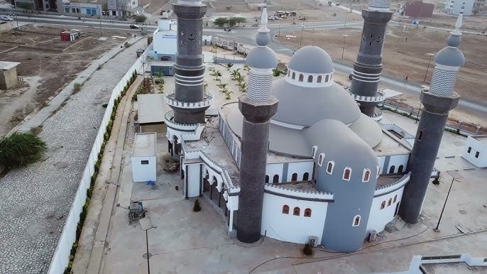 Visite des responsables de Daray Kokki à la Grande Mosquée de Thiès : Retour sur cet événement religieux