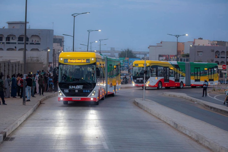 Les BRT électriques révolutionnent le paysage des transports à Dakar