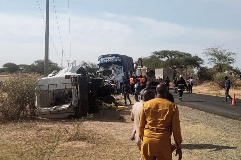 Accident Mortel entre Ndoulo et Khourou Mbacké : Un Minicar Percuté par un Camion Fait Plusieurs Victimes