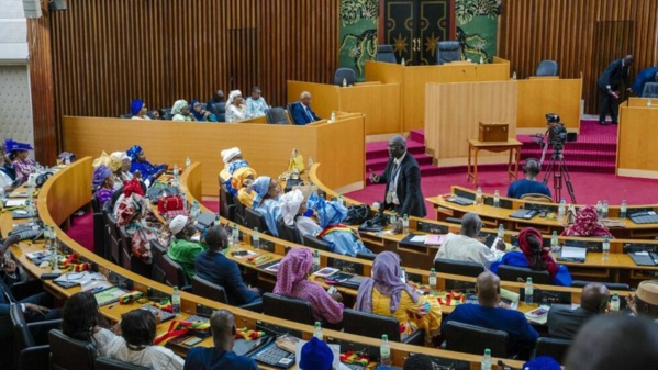 ​Sénégal: Législatives anticipées du 17 novembre, tensions et recours en cascade