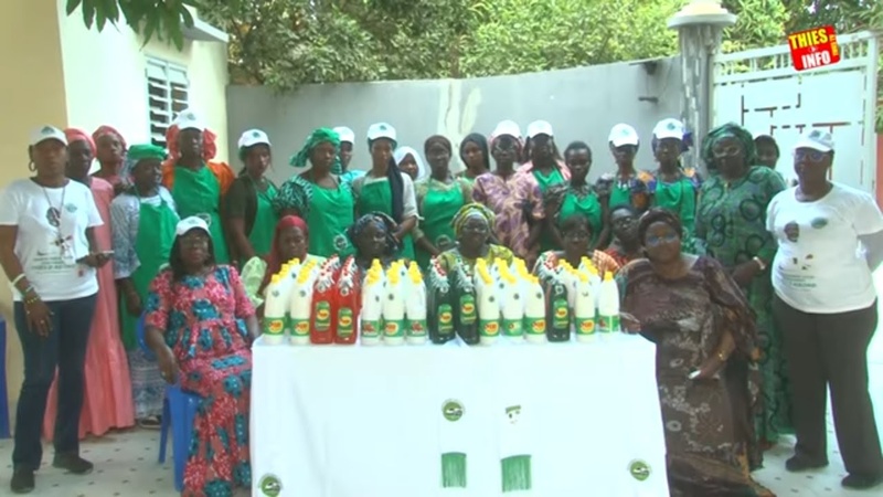 Habib Vitin Outille les Femmes de Thiès : Formation en Eau de Javel et Savon Liquide