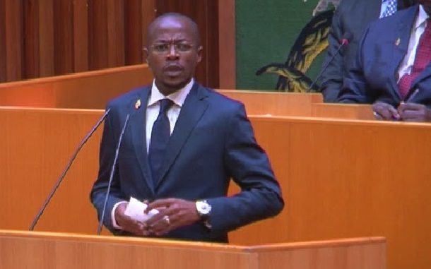 Abdou Mbow critique sévèrement Ousmane Sonko sur la gestion des finances publiques