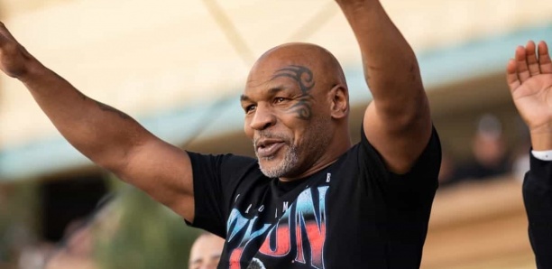 People Mike Tyson à Dakar : le récit de son arrivée à l'AIBD