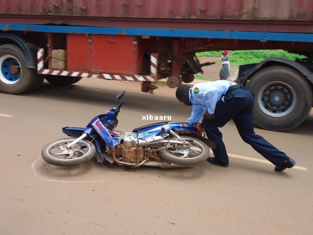 Tivaouane : Deux morts dans une collision entre une moto et un camion