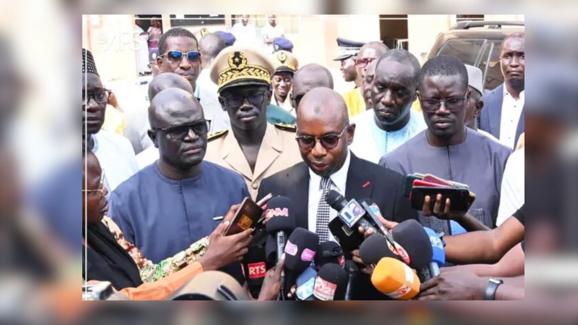 Moustapha Guirassy salue le bon déroulement du BFEM