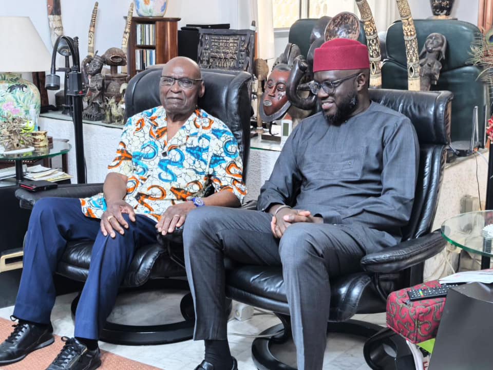 El Malick Ndiaye : Visites de courtoisie aux anciens présidents de l’Assemblée nationale