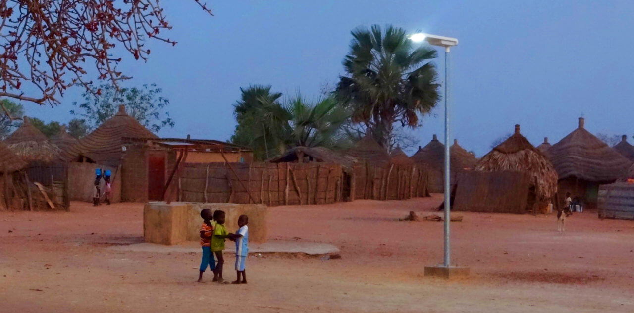 322 villages du Sénégal connectés à l’électricité d’ici 2028