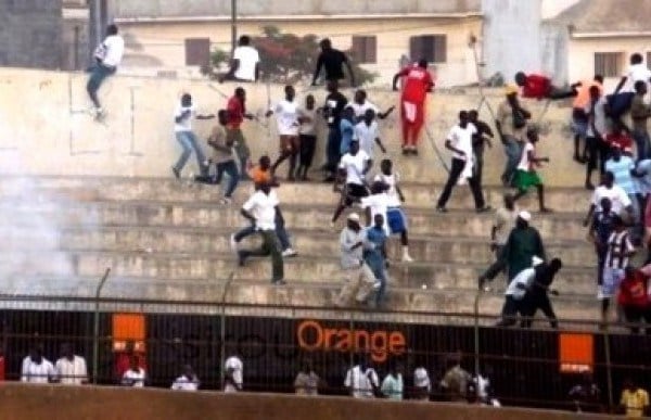 Violences Après un Match de Demi-Finale au Stade Amadou Barry