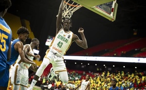 Basket : Le Sénégal domine le Rwanda grâce à une défense solide