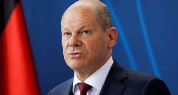 Olaf Scholz prévient que l’Occident devrait se préparer à voir le conflit en Ukraine durer