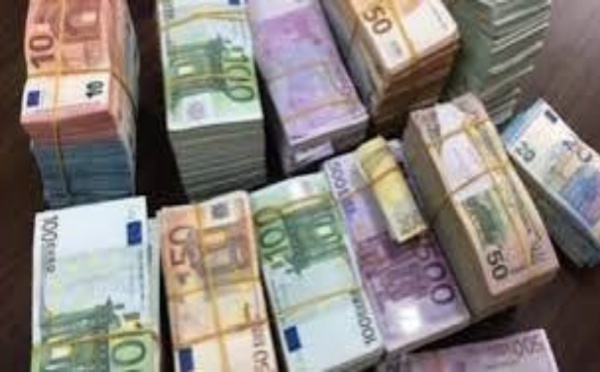 Arrêtés à Thiès en possession de 3 milliards de francs CFA en billets noirs: l'imam et Cie déférés
