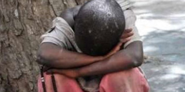 Un homme battu à mort par  son neveu à Mbirkilane