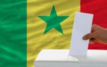 Des Sénégalais expriment leur opposition au report de l'élection présidentielle par un "deuil électoral