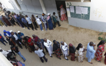 Préparation des Centres de Vote à Dakar Sous la Supervision du Ministre de l'Intérieur en Prévision des Élections