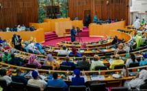 Session extraordinaire de l’Assemblée nationale : examen d’un projet de loi pour supprimer le HCCT et le CESE