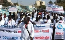 Sénégal : Le SAMES Prolonge la Grève Face à l'Inertie du Gouvernement